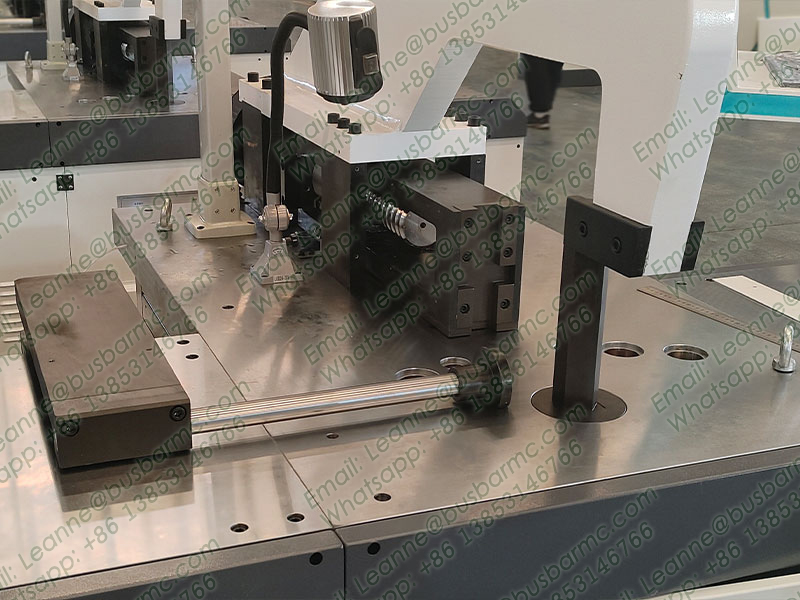 HQ400-1200B CNC Copper Busbar Bending Machine